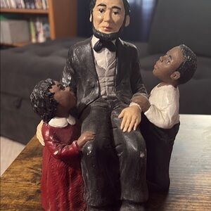Rare Vintage John Pleasants Historical Figurine with Children
